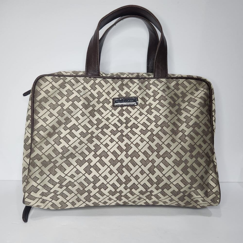 Tommy Hilfiger Monogram Pattern Travel Cosmetic Toiletry Bag